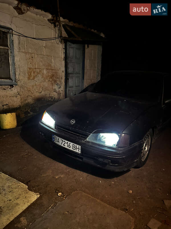 Седан Opel Omega 1988 в Новоукраїнці фото 5 Седан Opel Omega 1988 в Новоукраїнці