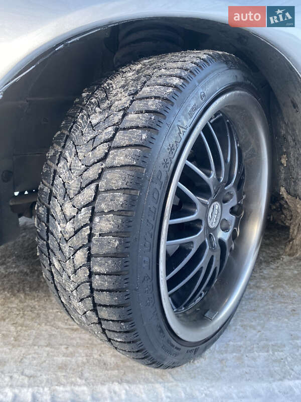 Седан Opel Omega 2000 в Полтаве