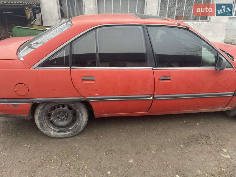 Седан Opel Omega 1987 в Тлумаче