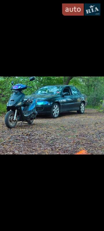 Седан Opel Omega 1995 в Ладижині