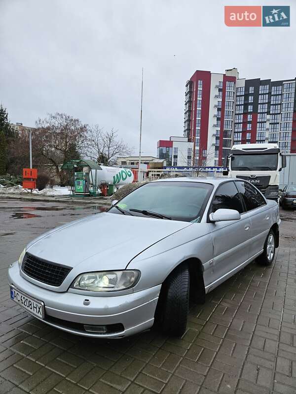 Opel Omega 2001