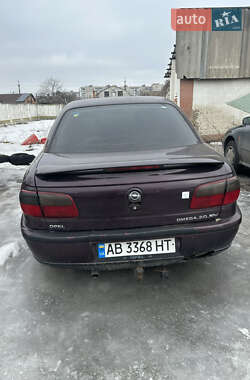 Седан Opel Omega 1995 в Виннице