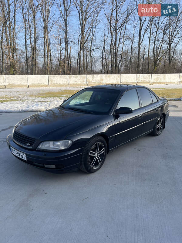 Opel Omega 2000
