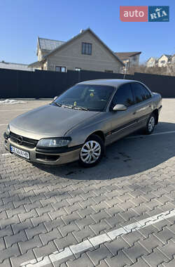 Седан Opel Omega 1995 в Чернівцях