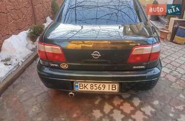 Седан Opel Omega 2003 в Дубні