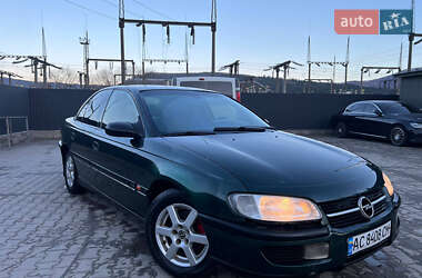 Седан Opel Omega 1995 в Сколе