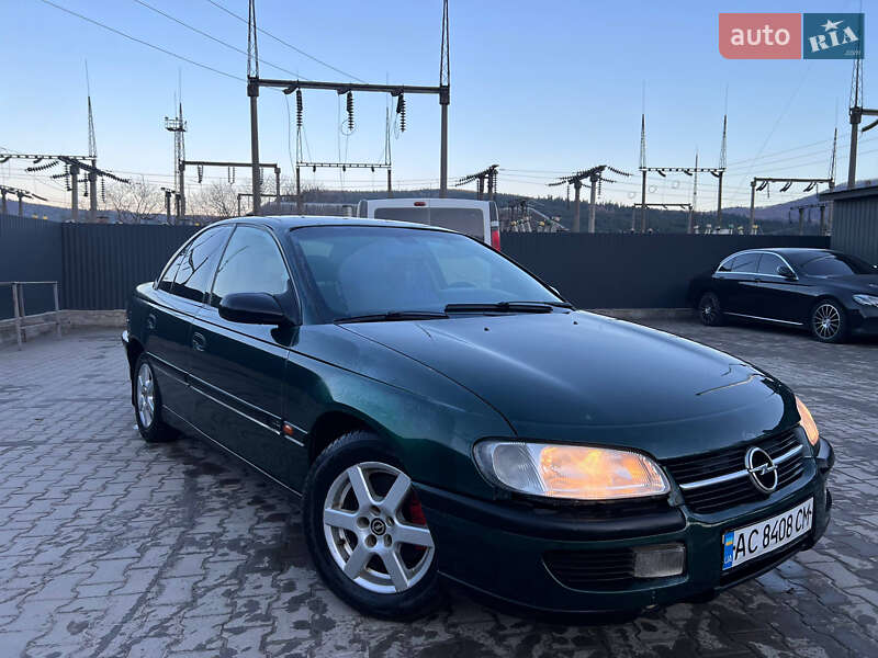 Седан Opel Omega 1995 в Сколе фото Седан Opel Omega 1995 в Сколе