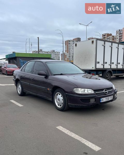 Седан Opel Omega 1995 в Києві