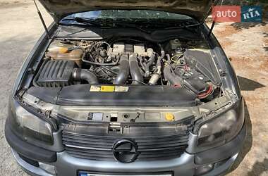 Седан Opel Omega 1997 в Кам'янець-Подільському