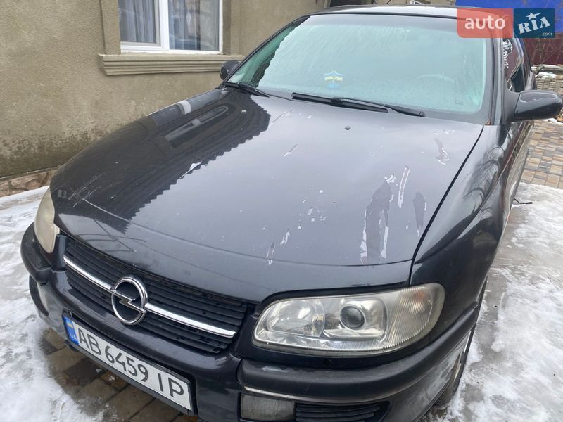 Седан Opel Omega 1998 в Чернівцях