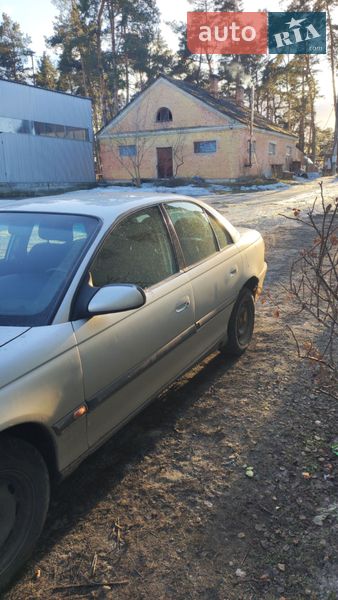 Седан Opel Omega 1998 в Борисполе