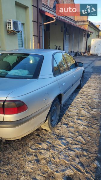 Седан Opel Omega 1998 в Борисполе