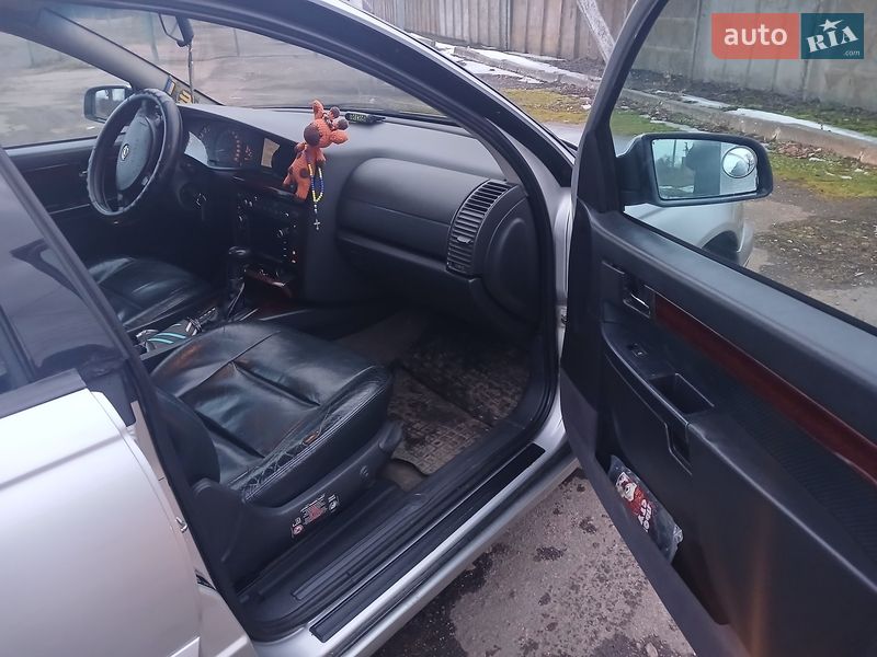 Седан Opel Omega 2002 в Новомиргороде