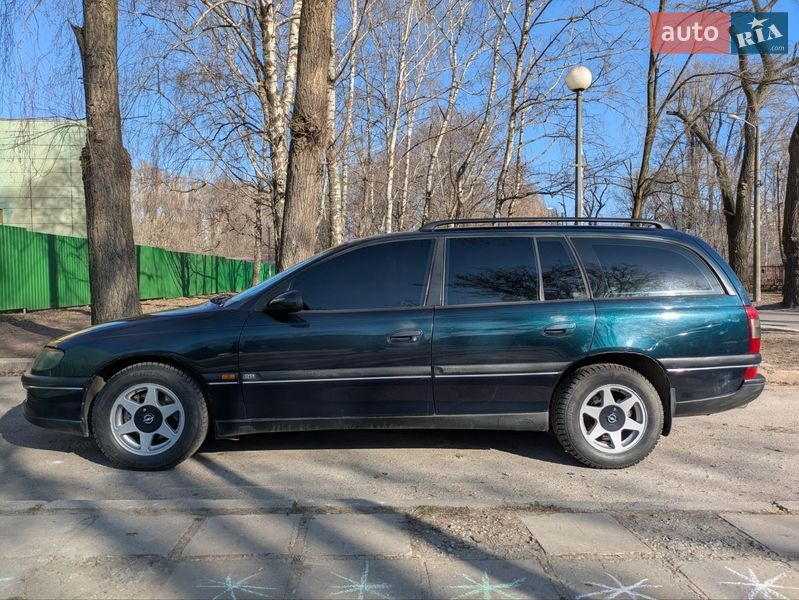 Универсал Opel Omega 1997 в Днепре