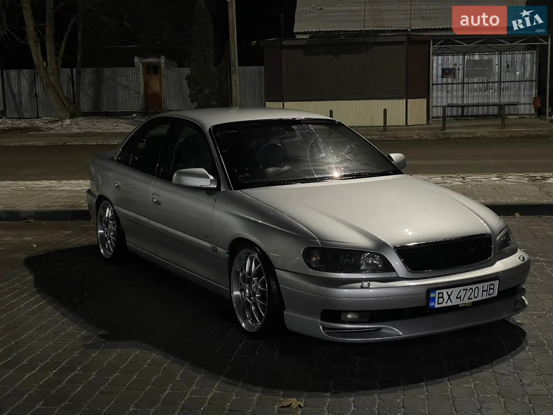 Opel Omega 2002