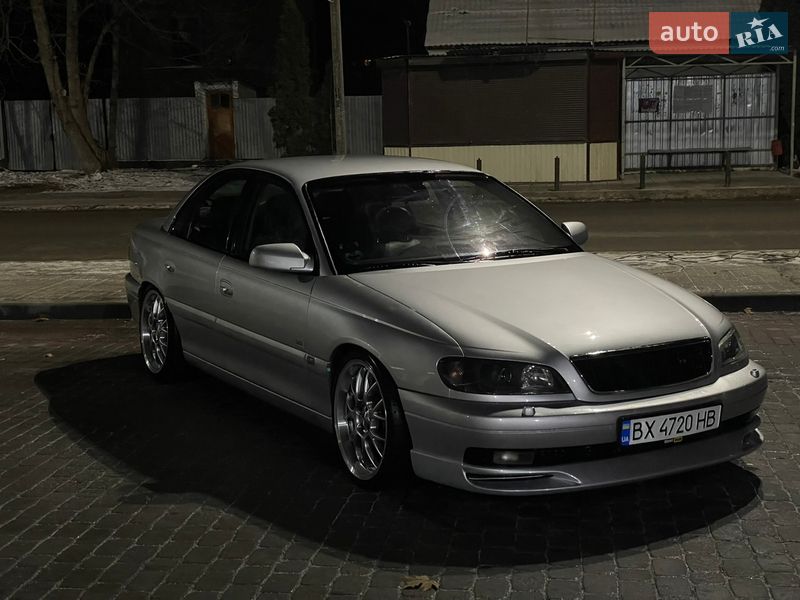 Седан Opel Omega 2002 в Каменец-Подольском