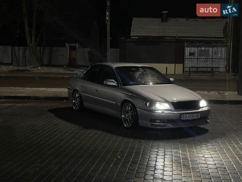 Седан Opel Omega 2002 в Каменец-Подольском