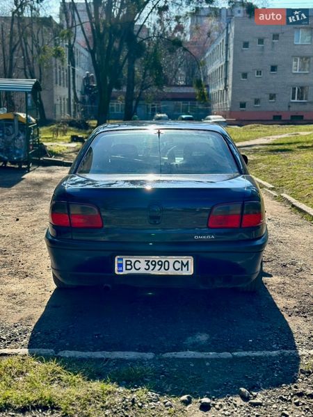 Седан Opel Omega 1996 в Львові