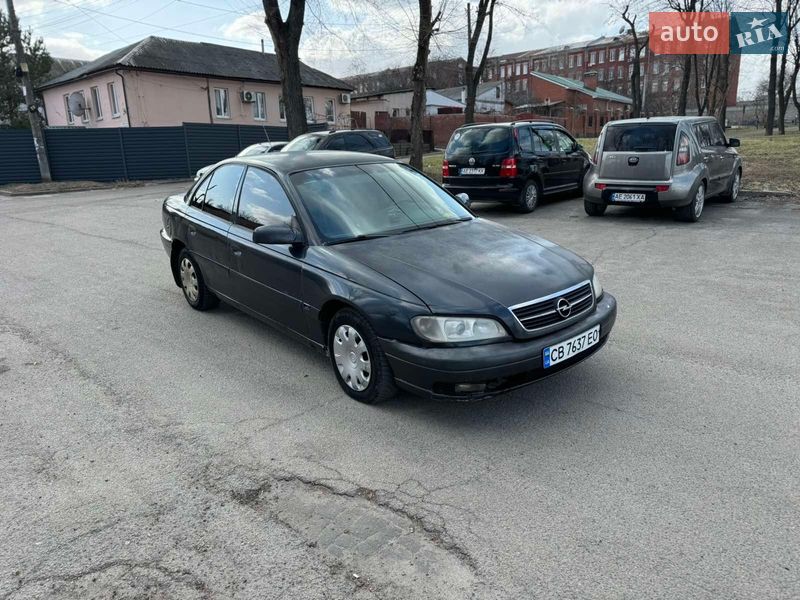 Opel Omega 2002