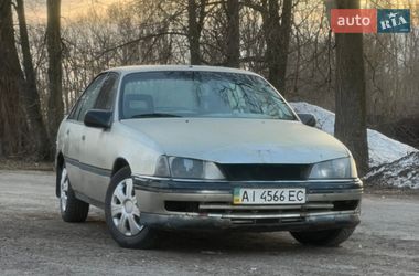 Седан Opel Omega 1988 в Радомышле