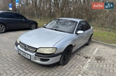 Седан Opel Omega 1998 в Днепре
