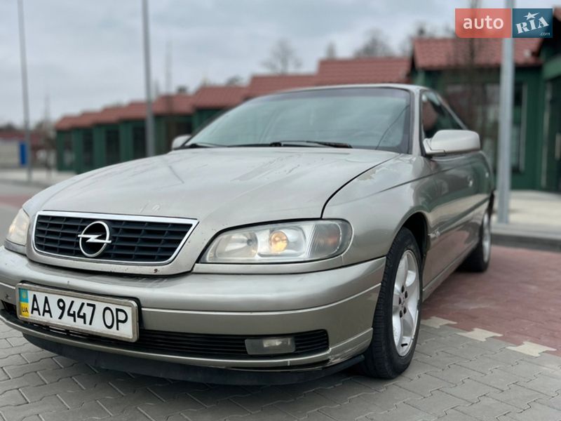 Седан Opel Omega 2002 в Ирпене