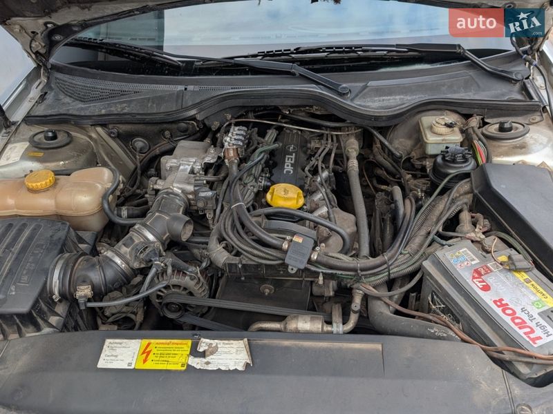 Седан Opel Omega 1996 в Хмельницком