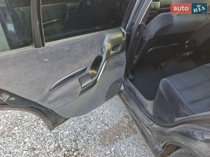 Седан Opel Omega 1999 в Перещепине