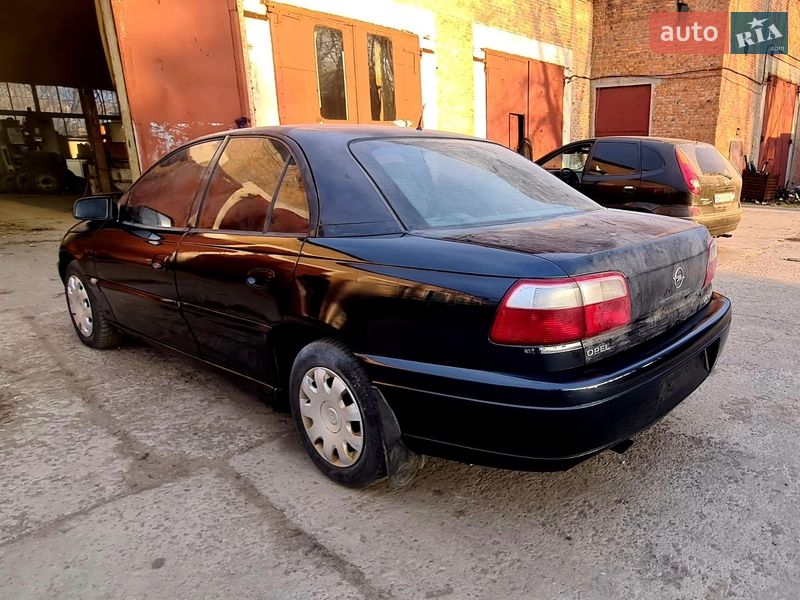 Opel Omega 2002