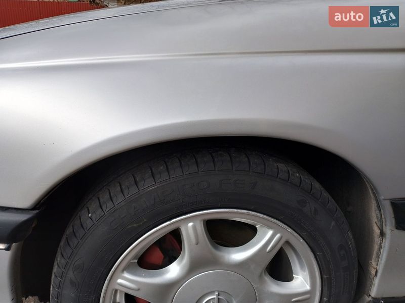 Седан Opel Omega 1997 в Корсуне-Шевченковском