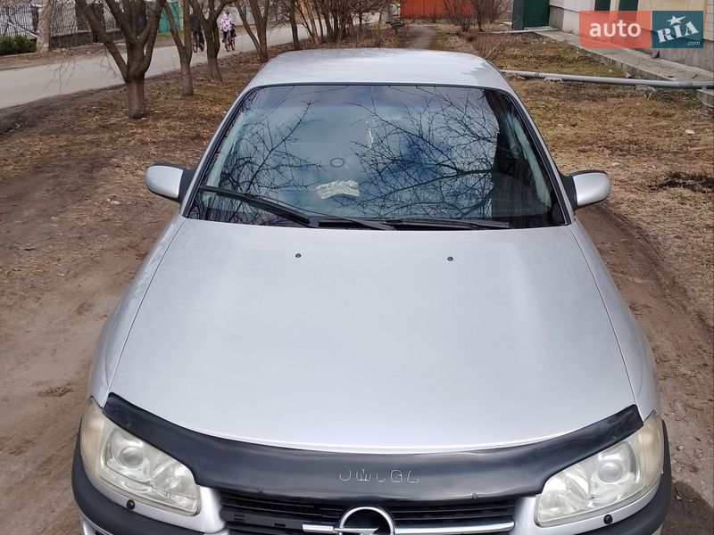 Седан Opel Omega 1997 в Корсуне-Шевченковском