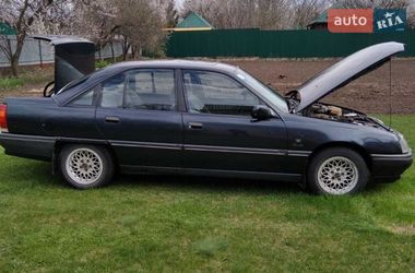 Седан Opel Omega 1988 в Переяславі