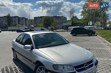 Седан Opel Omega 1999 в Киеве
