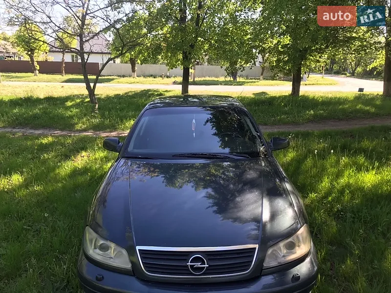 Opel Omega 2001