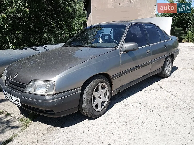 Opel Omega 1989 VIN W0L000017K1010783 фото оголошення 4 з 49