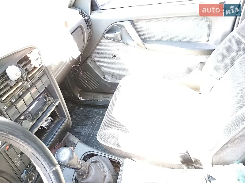 Opel Omega 1989 VIN W0L000017K1010783 фото оголошення 15 з 49
