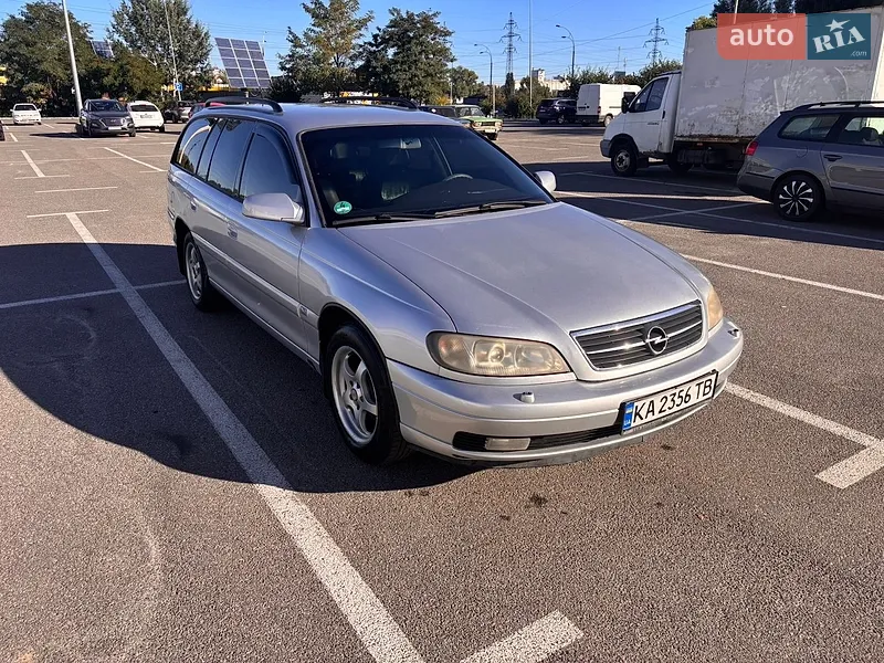 Opel Omega 2001