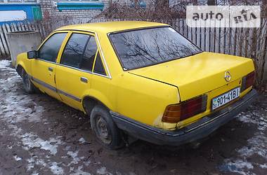 Седан Opel Rekord 1985 в Виннице