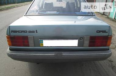  Opel Rekord 1986 в Березному