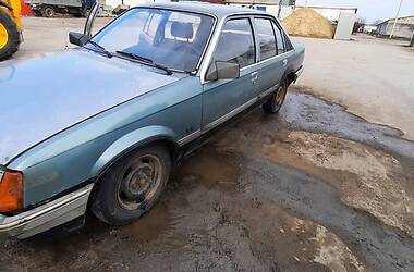 Седан Opel Rekord 1986 в Жашкове