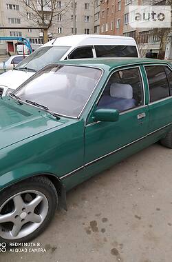 Седан Opel Rekord 1978 в Хмельницком