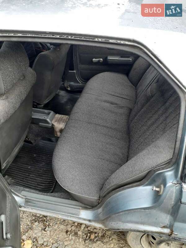 Седан Opel Rekord 1986 в Черновцах фото 6 Седан Opel Rekord 1986 в Черновцах