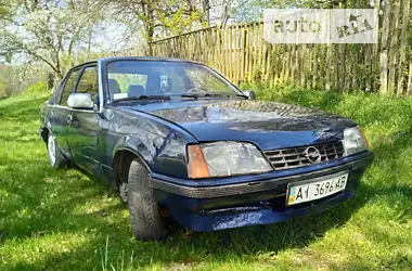 Opel Rekord 1983