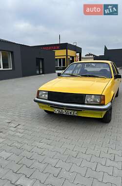 Седан Opel Rekord 1980 в Киеве