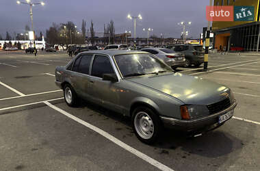 Седан Opel Rekord 1986 в Києві