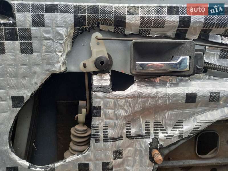 Седан Opel Rekord 1986 в Полтаві