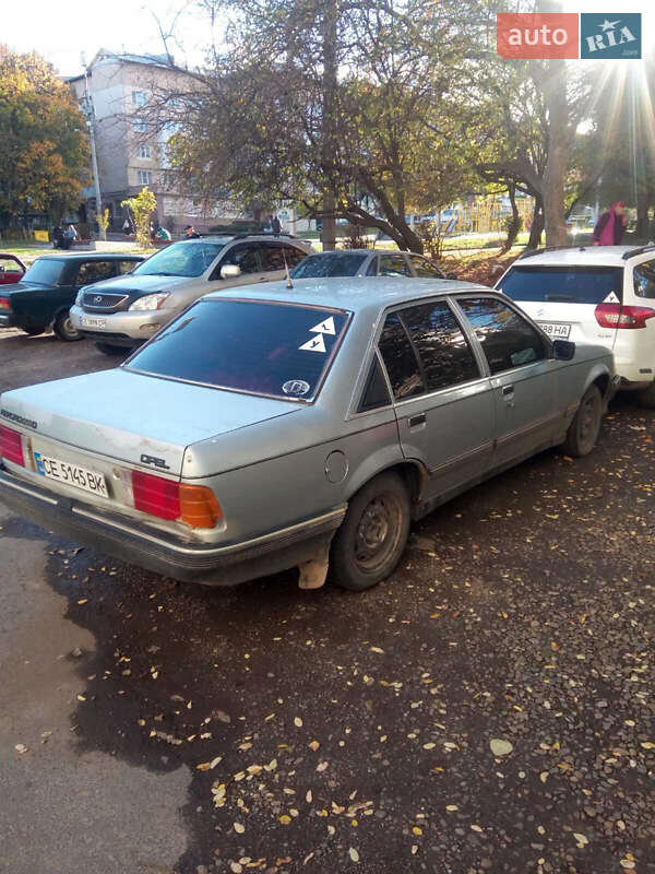 Opel Rekord 1986