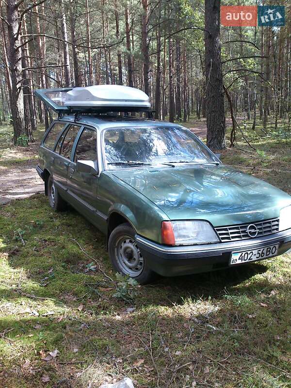 Универсал Opel Rekord 1986 в Луцке