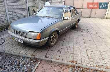 Седан Opel Rekord 1986 в Виннице