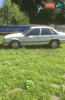 Седан Opel Senator 1986 в 
